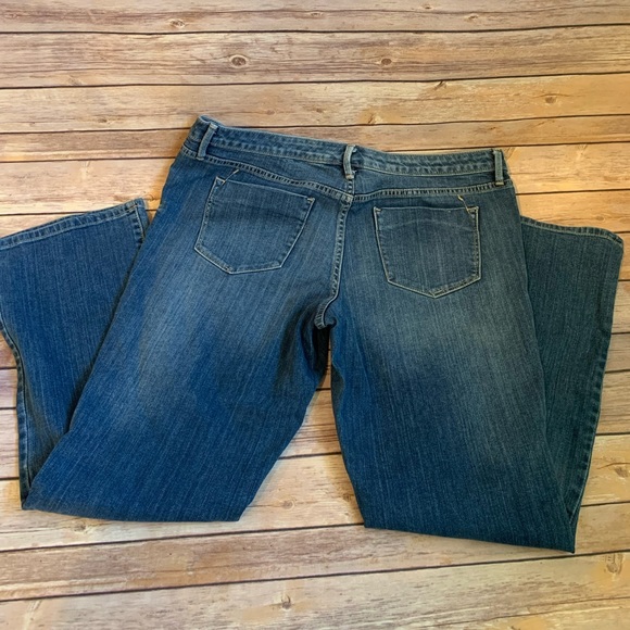Mossimo Mid-Rise Bootcut Jean - Picture 3 of 3